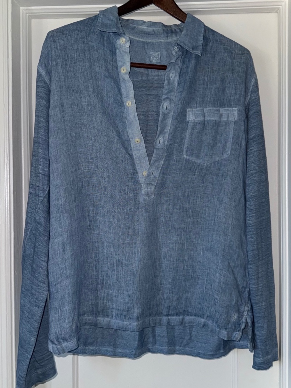 $325 120% Lino Linen Heather Blue Button down tunic - Men's size Medium